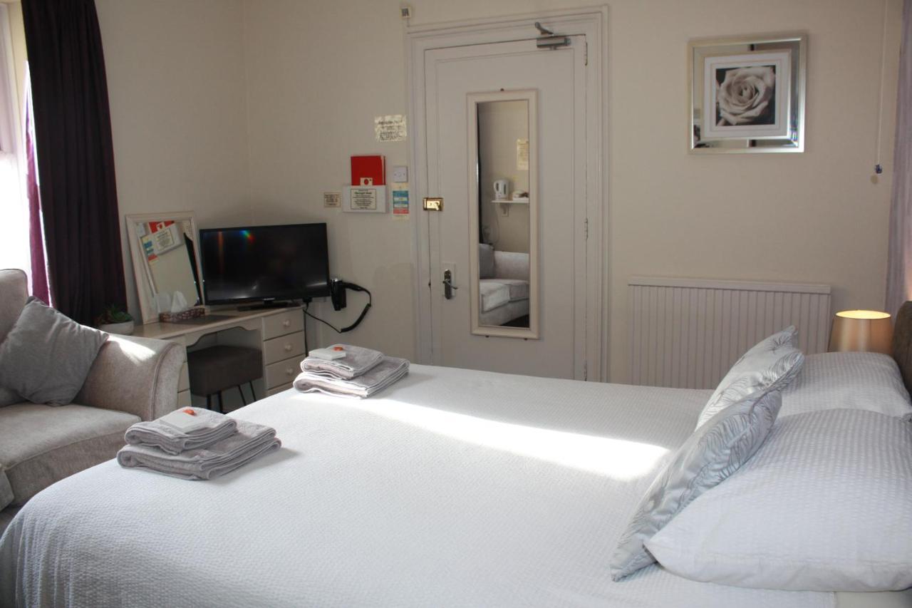 Harcourt Hotel Ilfracombe Buitenkant foto